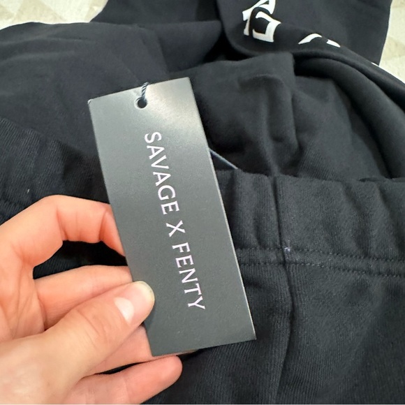Savage x fenty WEEKENDER TERRY SWEATPANT - Picture 2 of 3